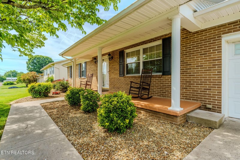 7817 Sweet Ln, Knoxville, TN 37938