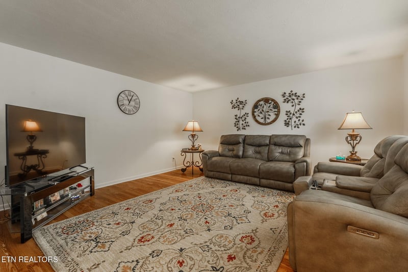 7817 Sweet Ln, Knoxville, TN 37938