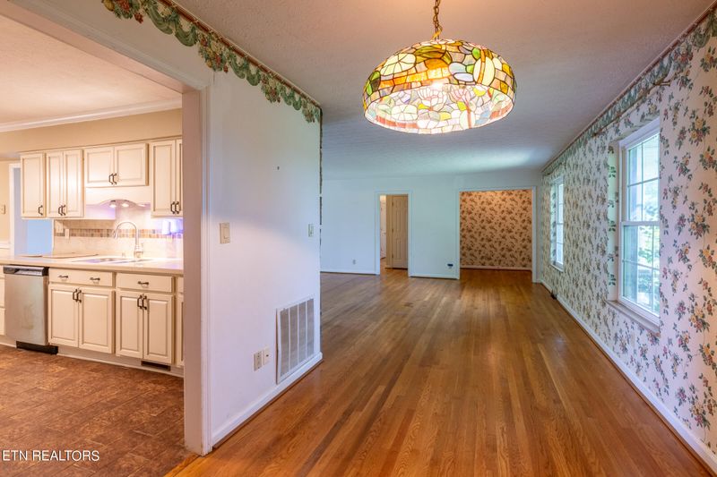 7818 Clapps Chapel Rd, Corryton, TN 37721