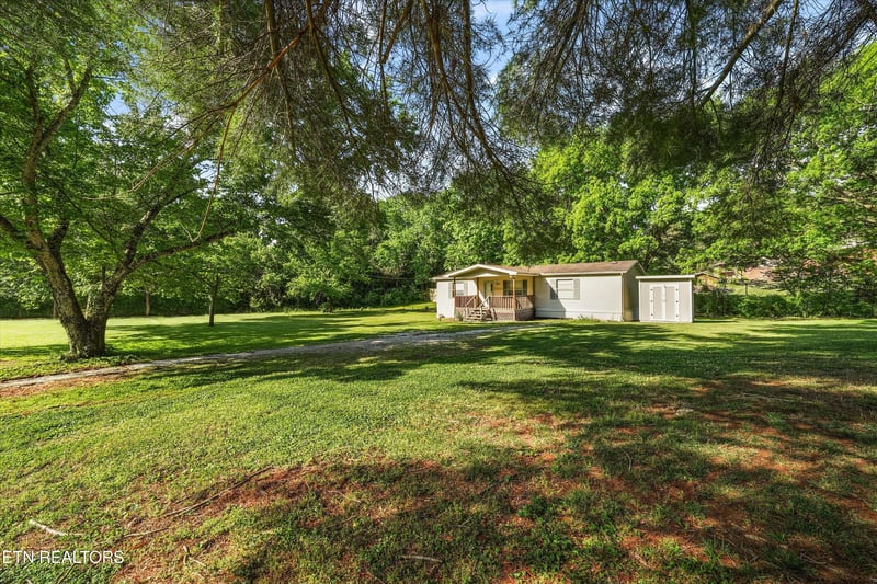 7819 Pelleaux Rd, Knoxville, TN 37938