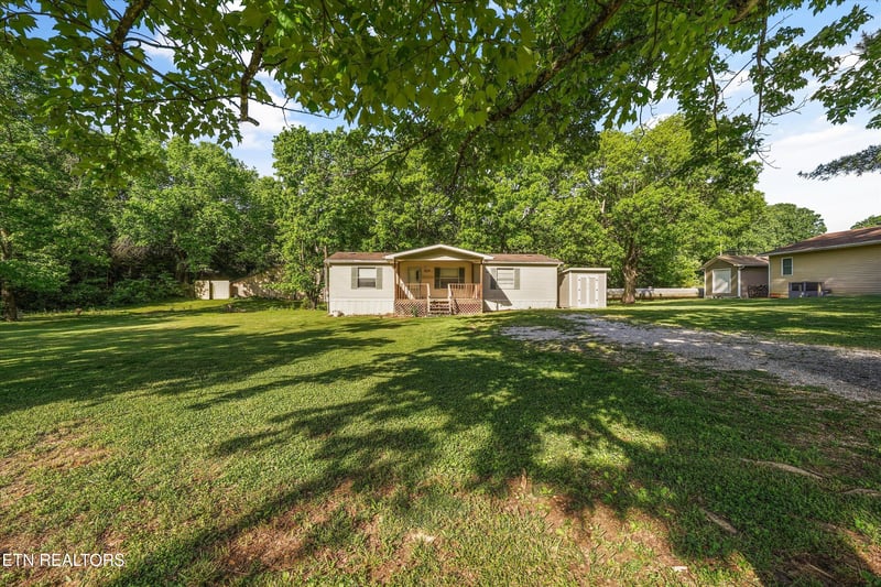 7819 Pelleaux Rd, Knoxville, TN 37938
