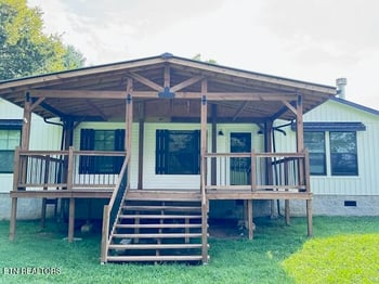 7820 Morris Rd, Knoxville, TN 37938
