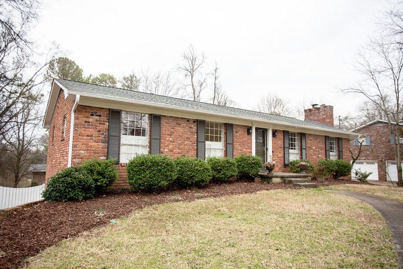 7820 Ramsgate Dr, Knoxville, TN 37919