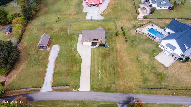7821 Griffith Rd, Knoxville, TN 37938
