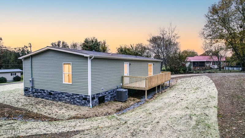 7821 Harris Rd, Whitesburg, TN 37891