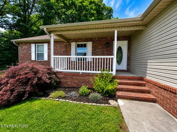 7821 Hill Rd, Knoxville, TN 37938