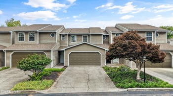 7822 Village Dr, Knoxville, TN 37919