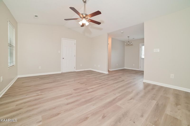 7824 Stonewood Creek Dr, Corryton, TN 37721