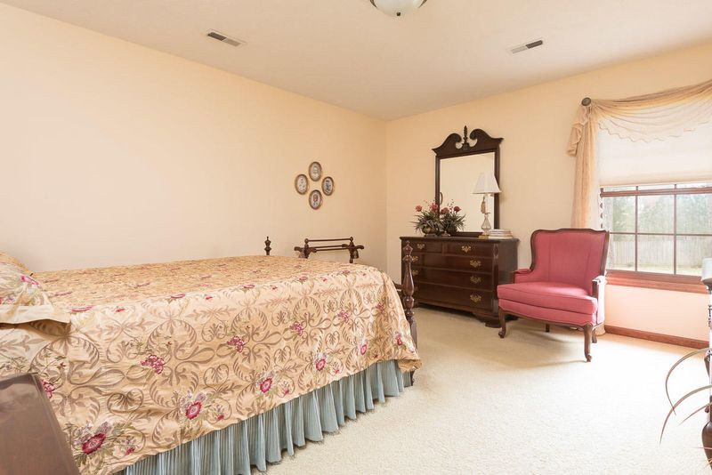 7825 Camberley Dr, Powell, TN 37849