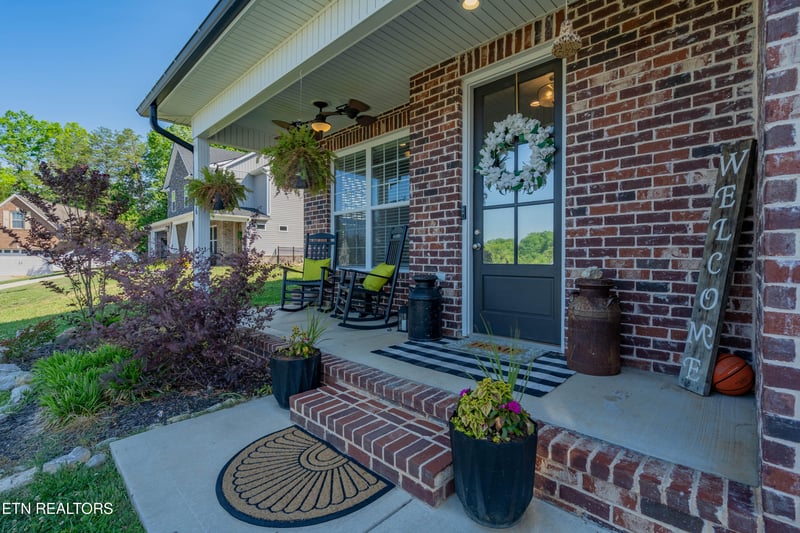 7826 Lake Mountain Ln, Knoxville, TN 37938