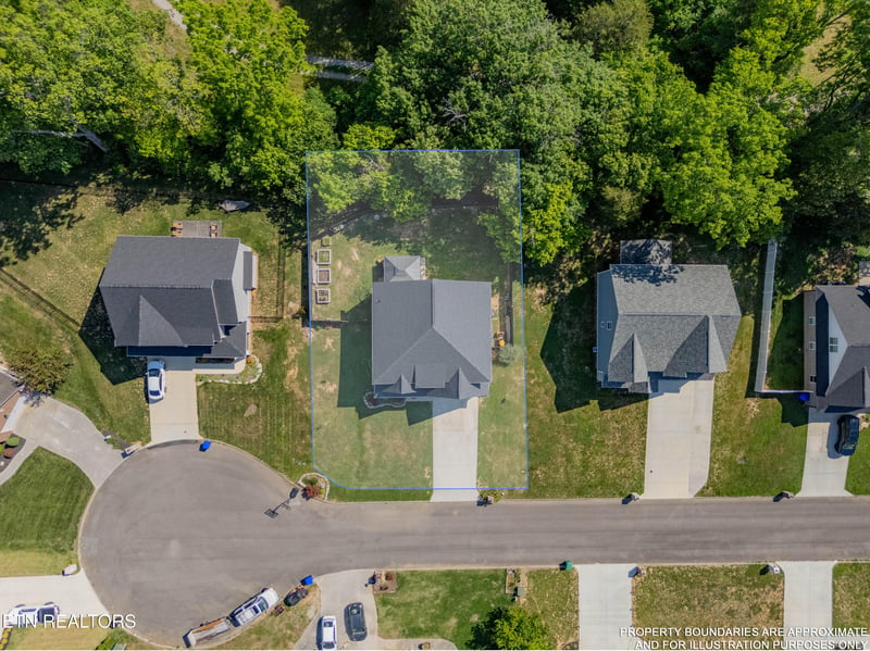 7826 Lake Mountain Ln, Knoxville, TN 37938
