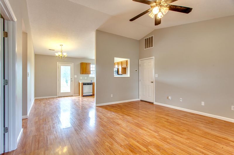 7828 Ralph Youmans Rd, Corryton, TN 37721