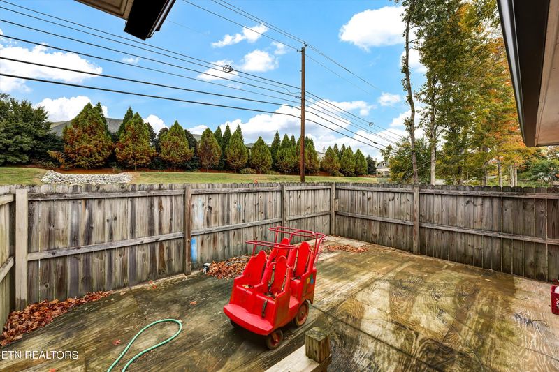 7828 S Northshore Dr, Knoxville, TN 37919