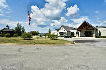 783 Black Bear Cir, Loudon, TN 37774