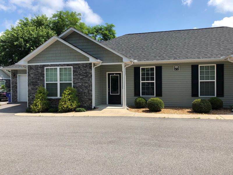 783 Genesis Rd, Crossville, TN 38555