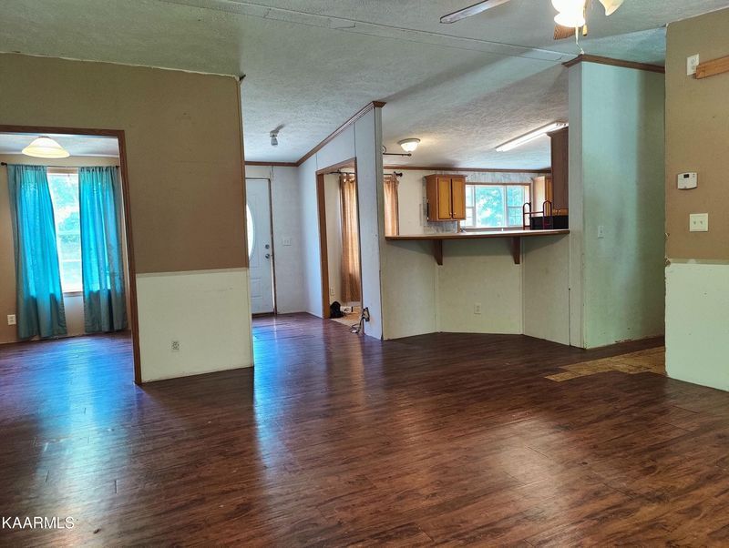 7830 Rollen Rd, Knoxville, TN 37920