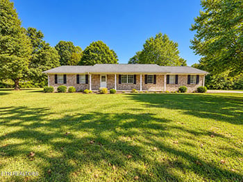 7830 Washington Pike, Corryton, TN 37721