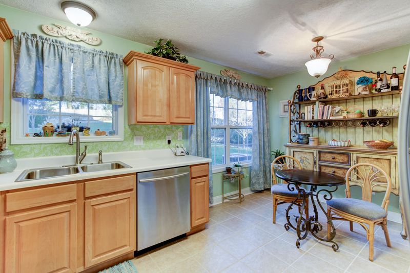 7832 Wisdom Ln, Knoxville, TN 37938