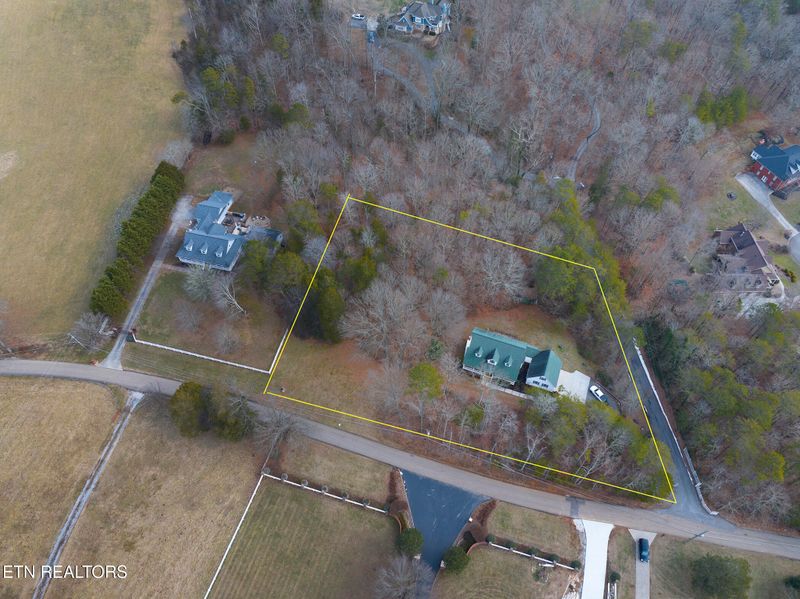 7836 Bell Rd, Knoxville, TN 37938