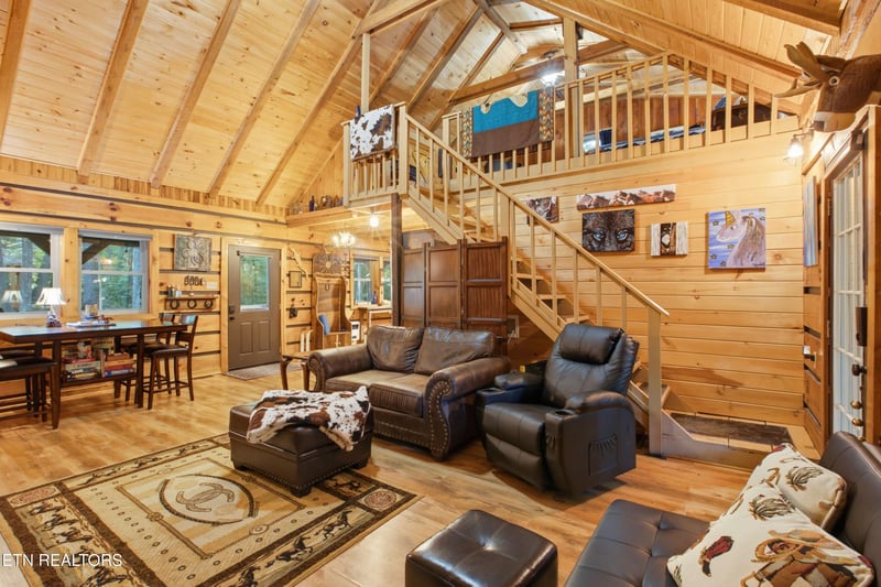 784 Wilderness Tr, Oneida, TN 37841