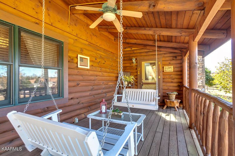 7844 Clapps Chapel Rd, Corryton, TN 37721