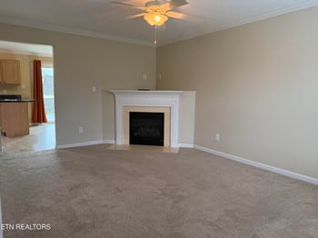 7847 Dawnview Rd, Powell, TN 37849