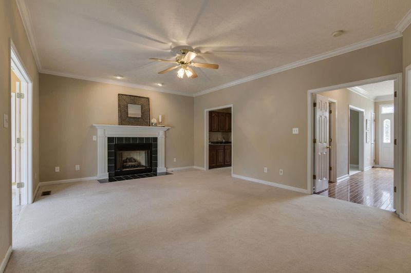7849 La Barrington Blvd, Powell, TN 37849