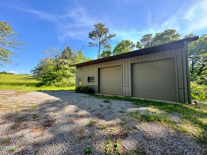 785 Grimes Rd, Loudon, TN 37774