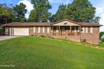 7853 Cedarcrest Rd, Knoxville, TN 37938