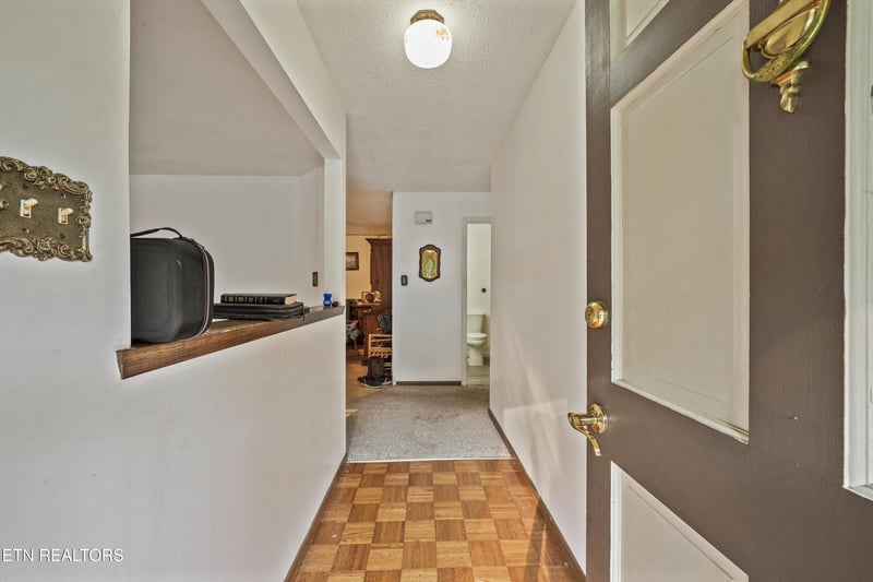 7853 Cedarcrest Rd, Knoxville, TN 37938
