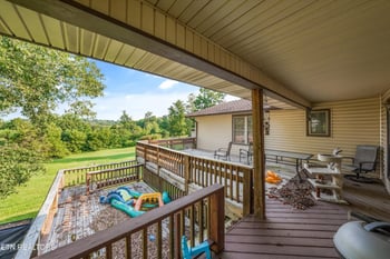 7853 Cedarcrest Rd, Knoxville, TN 37938