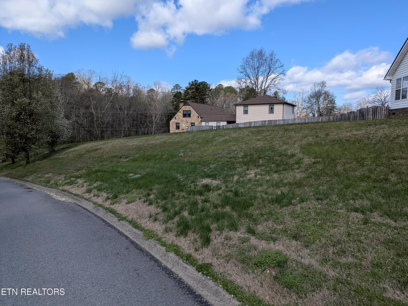 7860 Mendonhall Estates Blvd, Knoxville, TN 37938