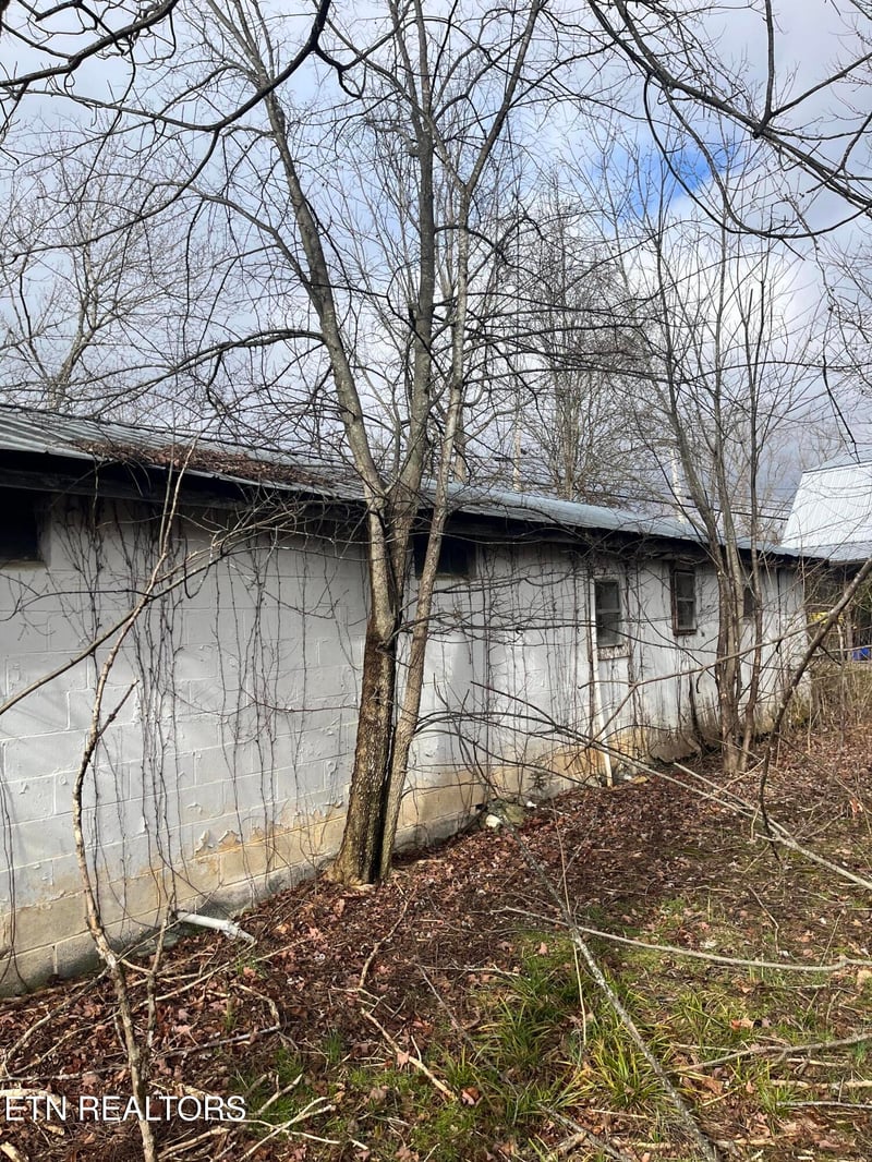 7875 Highway 131, Washburn, TN 37888