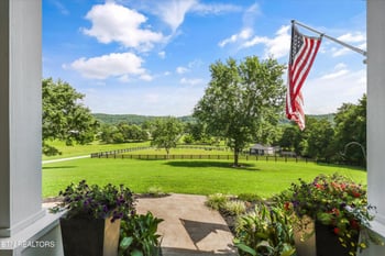7876 Hines Valley Rd, Lenoir City, TN 37771