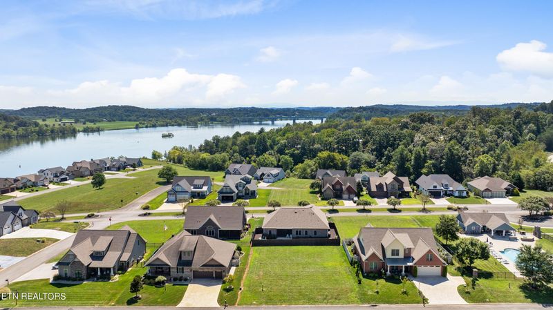 788 Cape Hatteras Light, Loudon, TN 37774
