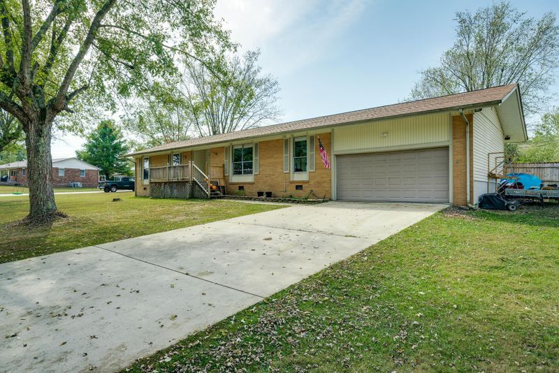 79 Ivanhoe Ln, Crossville, TN 38555
