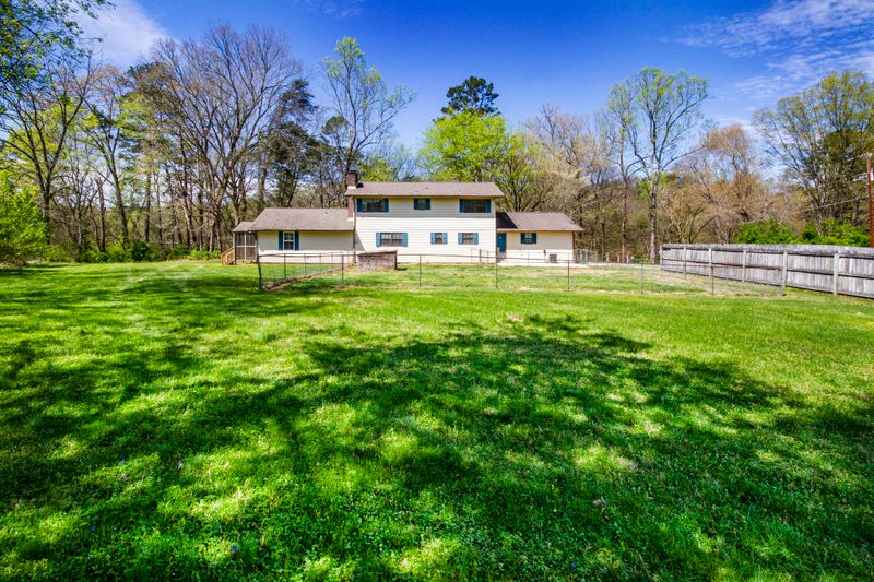 7900 Bishop Rd, Knoxville, TN 37938