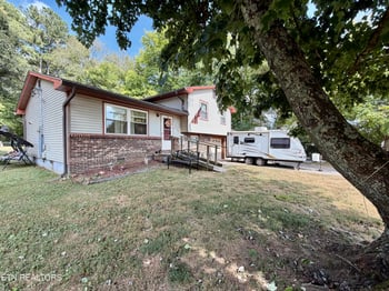 7900 Quail Run Rd, Knoxville, TN 37938