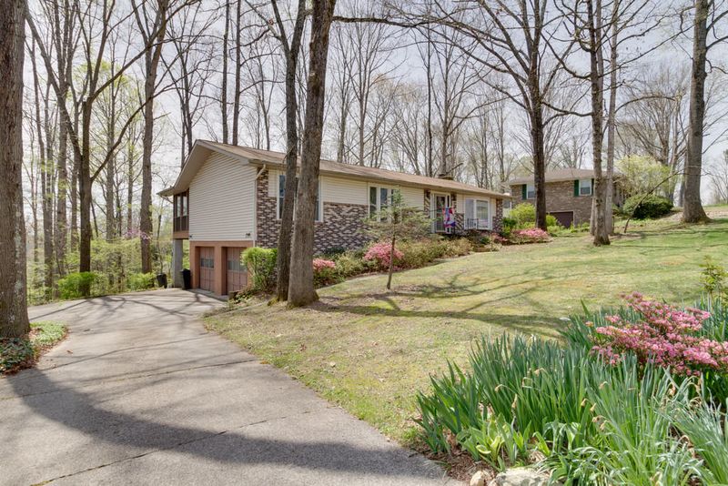 7901 Cranley Rd, Powell, TN 37849