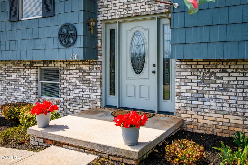 7901 Tressa Cir, Powell, TN 37849