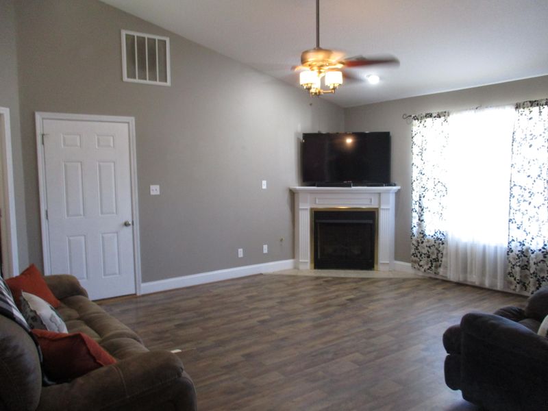 7904 Isaac Ln, Knoxville, TN 37938