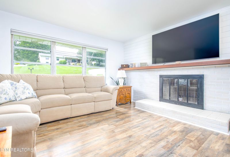 7908 Collier Rd, Powell, TN 37849