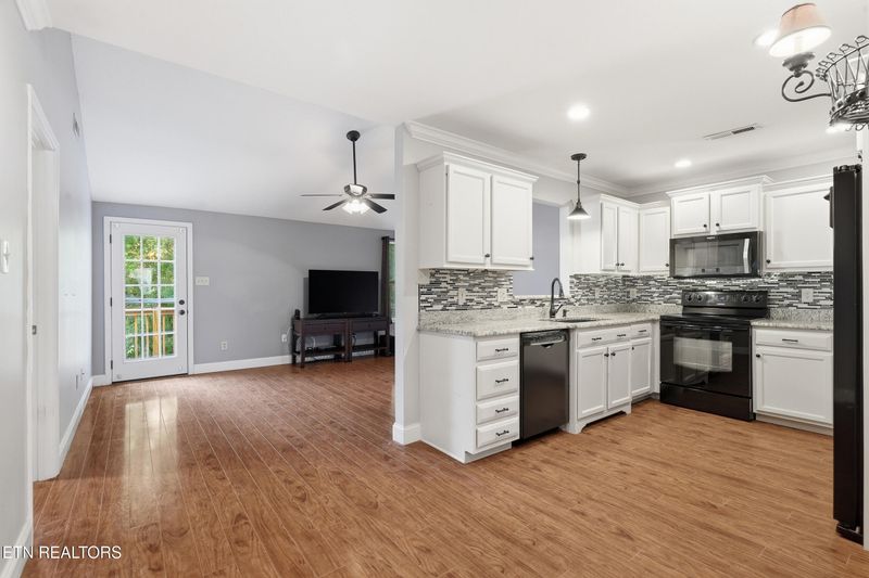 7908 Glenbine Way, Powell, TN 37849