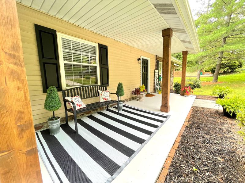 7909 Ashley Rd, Powell, TN 37849