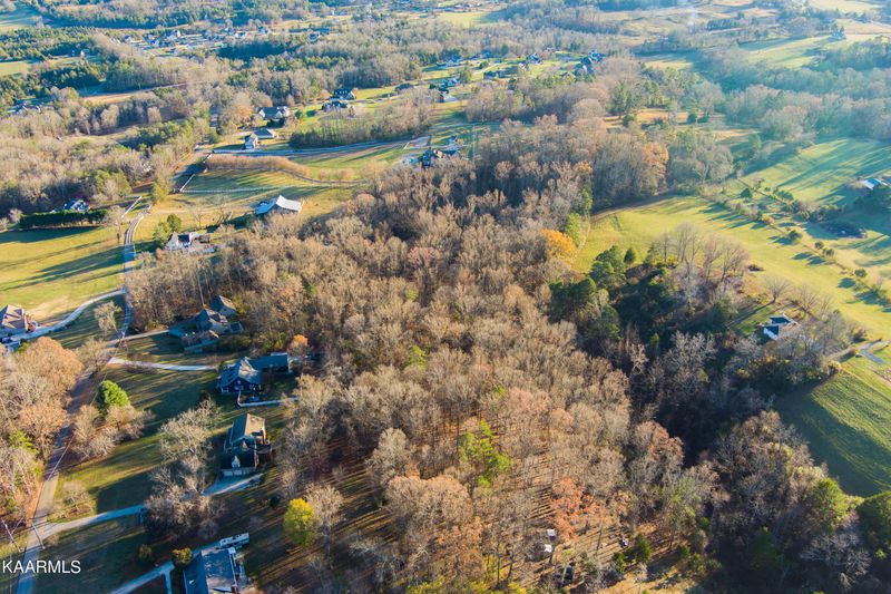 7909 Bell Rd, Knoxville, TN 37938