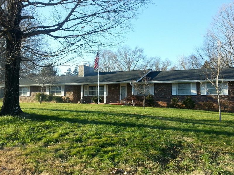 7909 Chesterfield Dr, Knoxville, TN 37909