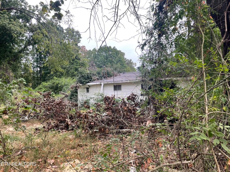 7909 Poplar Springs Rd, Loudon, TN 37774