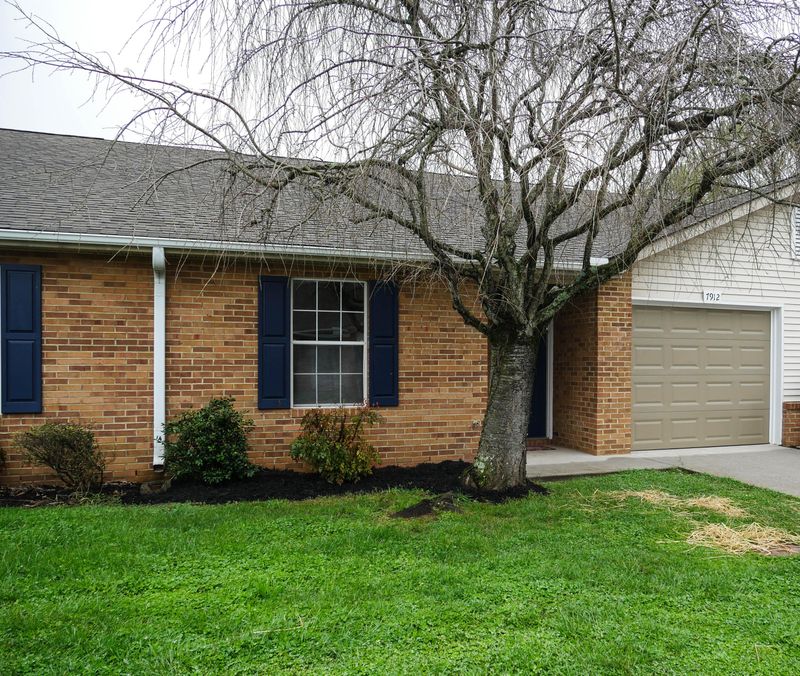 7912 Dighton Way, Powell, TN 37849