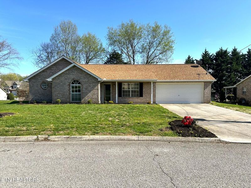 7912 Verona Ln, Powell, TN 37849