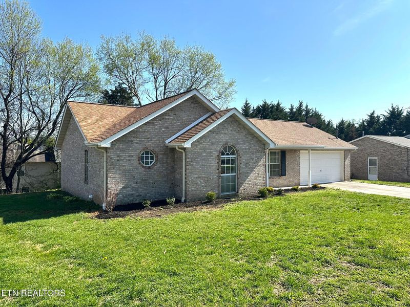 7912 Verona Ln, Powell, TN 37849